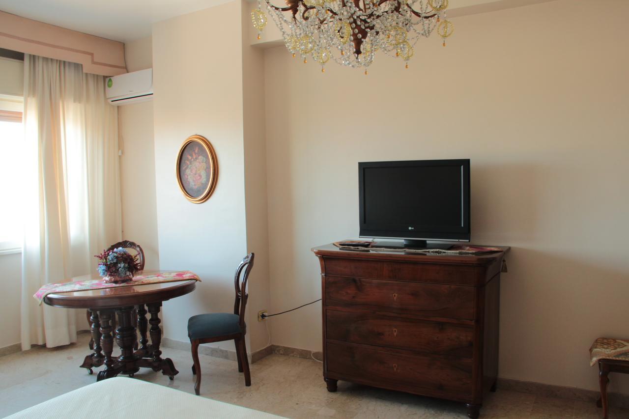 B.&B Margaret'S House Bed & Breakfast Milazzo Exterior foto